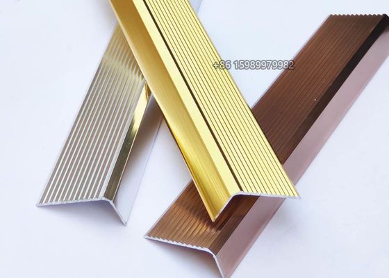 Grooved Metal Stair Nosing For Laminate Flooring SUS304 Corrosionproof